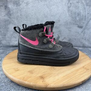 Nike ACG Shoes Boys Size 1 Black Snow Boot Lined Insulated Winter 859426-001